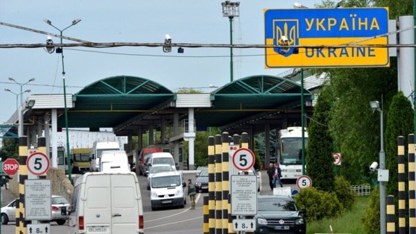 Ціна транспортування вантажу 200 з Польщі в Україну