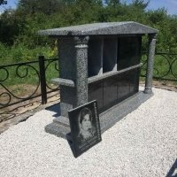 Цена места в колумбарии Крематория г. Киева - от 6 тыс. грн. Склеп в колумбарии Киевского Крематория.